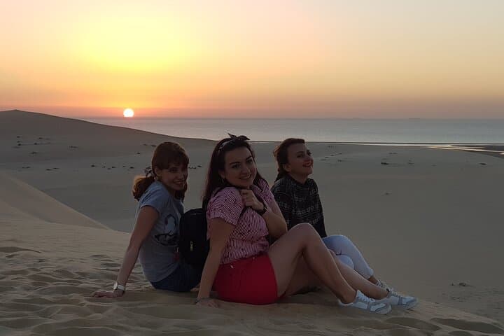 Doha: Sunrise /Sunset Desert Safari with Sand Boarding,Camel ride