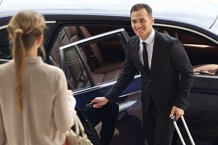 Hamad Airport Transfer Service β 24/7 Door-to-Door Transport